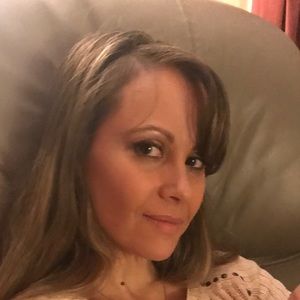 Meet your Posher, Athena